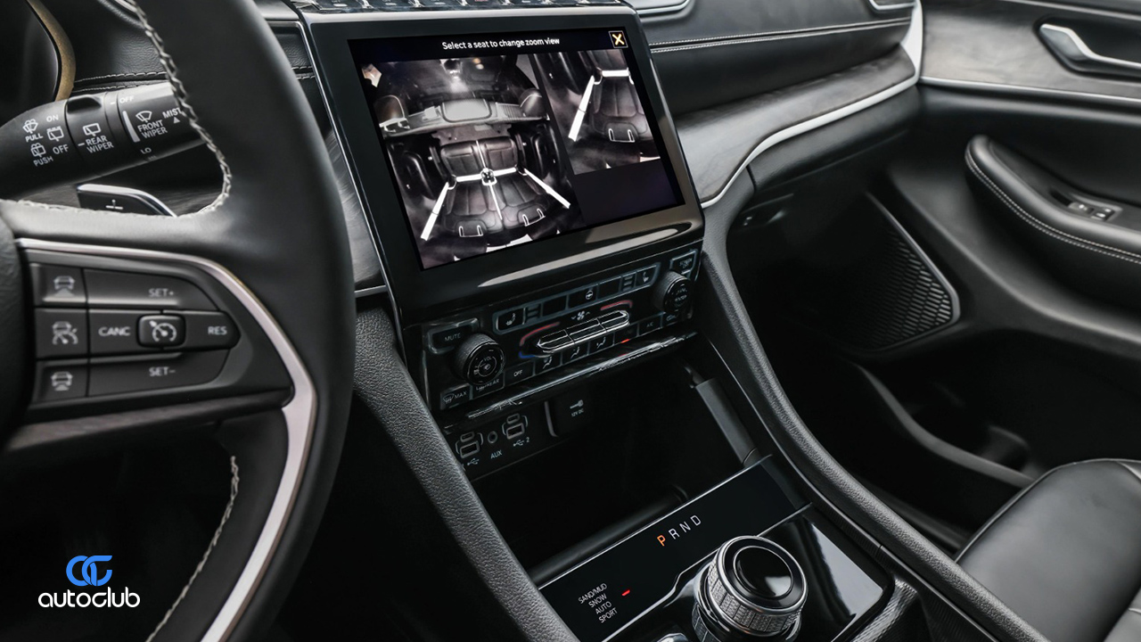 stellantis-launches-jeep-grand-cherokee-l-egypt